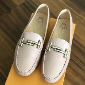 Baby Pink Gommini Max Doppia Flats (Tod’s)